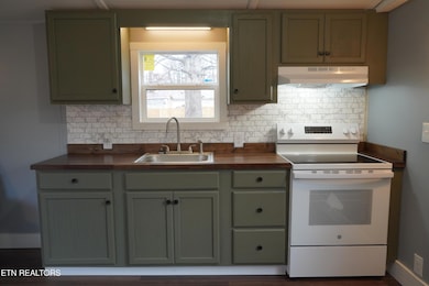 1414 Fina Ln, Dandridge, TN 37725 - photo 2