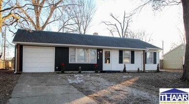 813 E Azalia Dr, Terre Haute, IN 47802 - photo 2