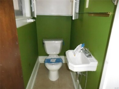 1223 W Allen St, Allentown, PA 18102 - photo 6