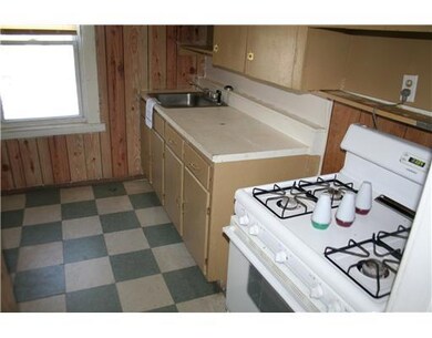 19 Butler Ave, Central Falls, RI 02863 - photo 7