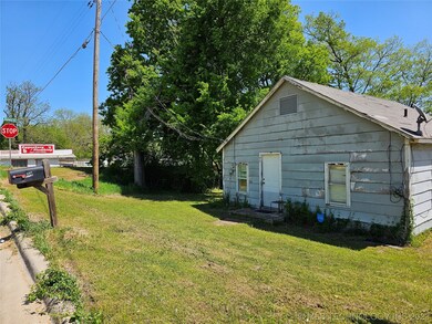 902 NE 4th Ave, Durant, OK 74701 - photo 3