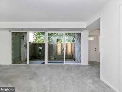 14624 Bauer Dr, Rockville, MD 20853 - photo 2