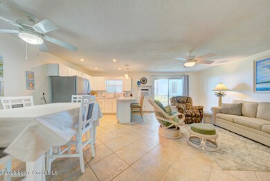 living area (3)