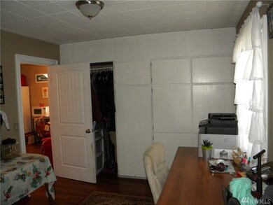 293 N Kentucky Ave, East Wenatchee, WA 98802 - photo 2