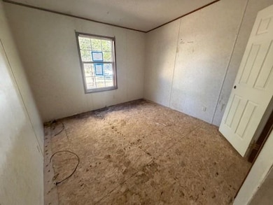 138 Pineywood Ln, Brewton, AL 36426 - photo 4