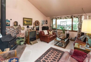 2343 NW Torsway St, Bend, OR 97701 - photo 4