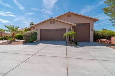 MICHELLE-2550JamaicaBlvdS-25