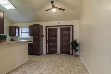 424 S Las Vegas Trail, Fort Worth, TX 76108 - photo 6