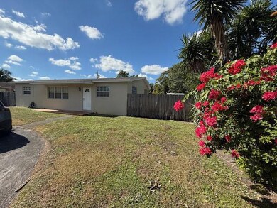 330 N 65th Way, Hollywood, FL 33024 - photo 3