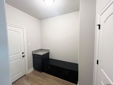 11447 Densmore Dr, Denham Springs, LA 70726 - photo 4