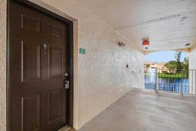 181 SW Palm Dr unit 304, Port Saint Lucie, FL 34986 - photo 2