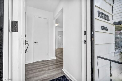 5437 Grasmere Ave, Maple Heights, OH 44137 - photo 4