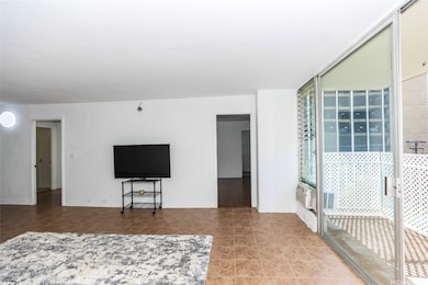 222 Liliuokalani Ave unit 501, Honolulu, HI 96815 - photo 5