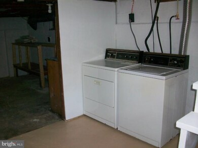 102 Clay St, Harpers Ferry, WV 25425 - photo 4