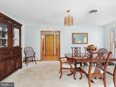 870 Cider Dr, Bunker Hill, WV 25413 - photo 7