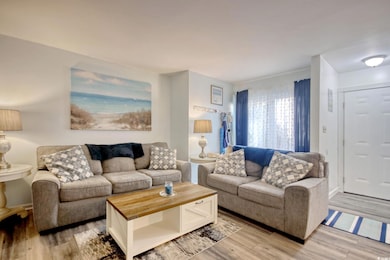 503 Pinewood Rd unit 2H, Myrtle Beach, SC 29577 - photo 4