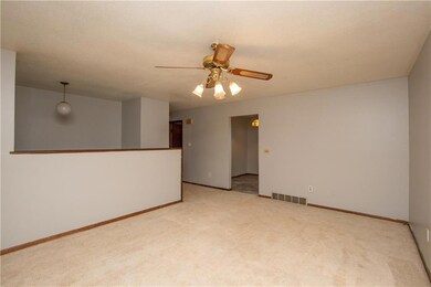 1000 E 19th St N, Newton, IA 50208 - photo 4