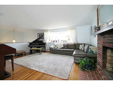 28 Concord Dr, Middletown, RI 02842 - photo 5