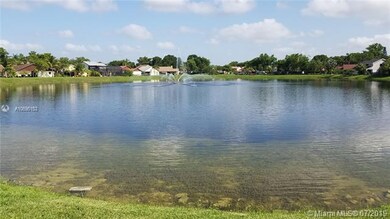 5226 SW 149th Place, Miami, FL 33185 - photo 5