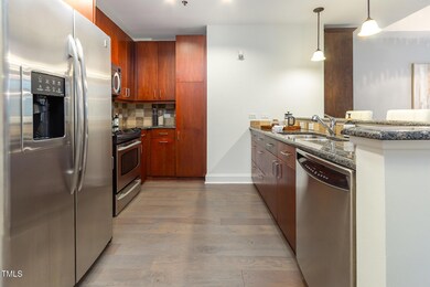 The Paramount unit 520, Raleigh, NC 27603 - photo 2
