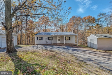 438 Gloyd Ln, Great Cacapon, WV 25422 - photo 2