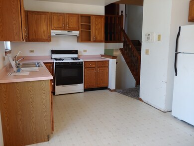 1931 W Dugdale Rd, Waukegan, IL 60085 - photo 7