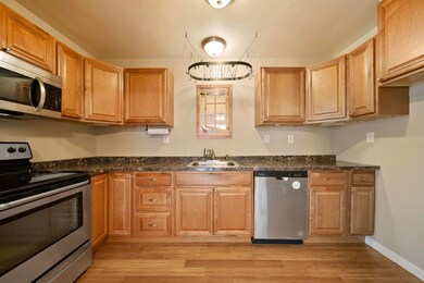 30 Edwards St, Nashua, NH 03060 - photo 2