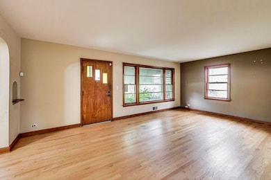 7232 W Oakton St, Niles, IL 60714 - photo 4