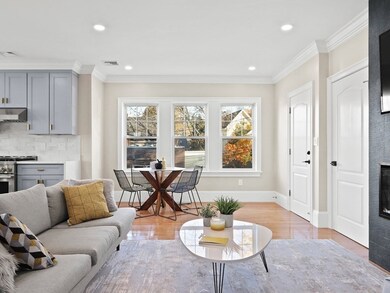 32 Massachusetts Ave unit Upper/Duplx, Lexington, MA 02420 - photo 7