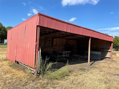 Red Loafing Shed