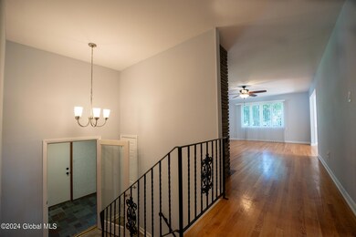 2268 Sweetbrier Rd, Schenectady, NY 12309 - photo 5