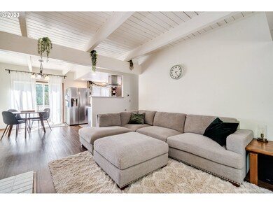 13 Mountain Cir, Lake Oswego, OR 97035 - photo 6