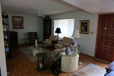 Entrance-Living Room