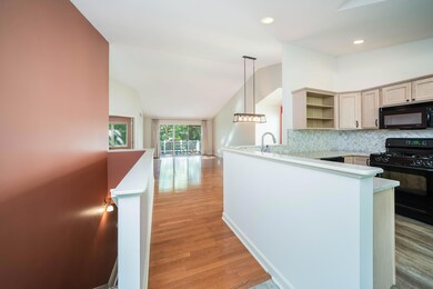 5311_Penrose_Lane_02