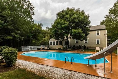 290 Belfry Ct, Pembroke, NH 03275 - photo 4