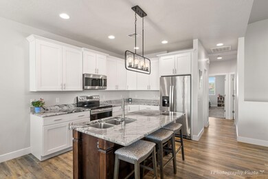5-web-or-mls-2787 3560 W-3