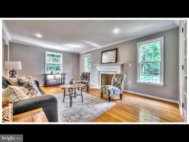 7011 Brentwood Dr, Marriottsville, MD 21104 - photo 7