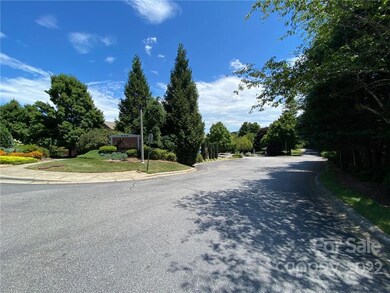 213 Appeldoorn Cir, Asheville, NC 28803 - photo 2