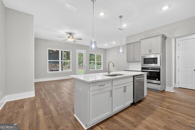 127 Crimson Feather Dr, Jefferson, GA 30549 - photo 5