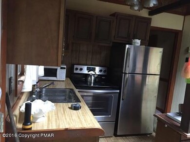 5192 Minks Pond Rd, Bushkill, PA 18324 - photo 7