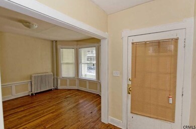 752 Myrtle Ave, Albany, NY 12208 - photo 4