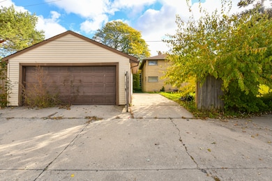 4319 N 72nd St, Milwaukee, WI 53216 - photo 7