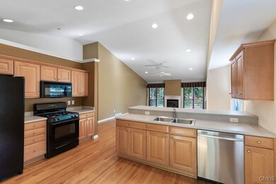 42 Nursery Ln, Syracuse, NY 13210 - photo 7