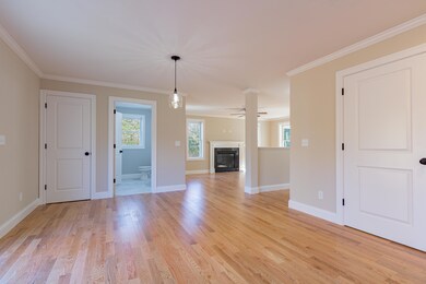 Kitchen Dining Area