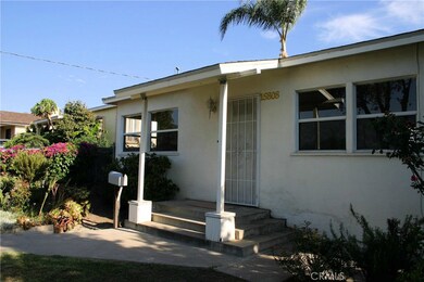 Small front entry with Security door for ventilation and privacy