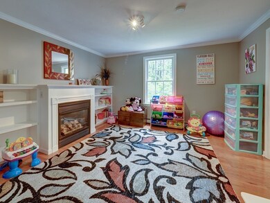 53 North St, Bellingham, MA 02019 - photo 7