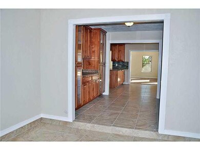 10908 Lakewood Ave, El Paso, TX 79935 - photo 4