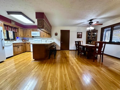 3031 S US Highway 231, Huntingburg, IN 47542 - photo 5