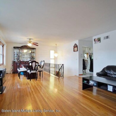 32 Baltic Ave, Staten Island, NY 10304 - photo 4