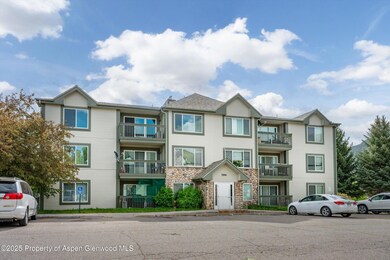 02-794CastleValleyBlvd_25051402